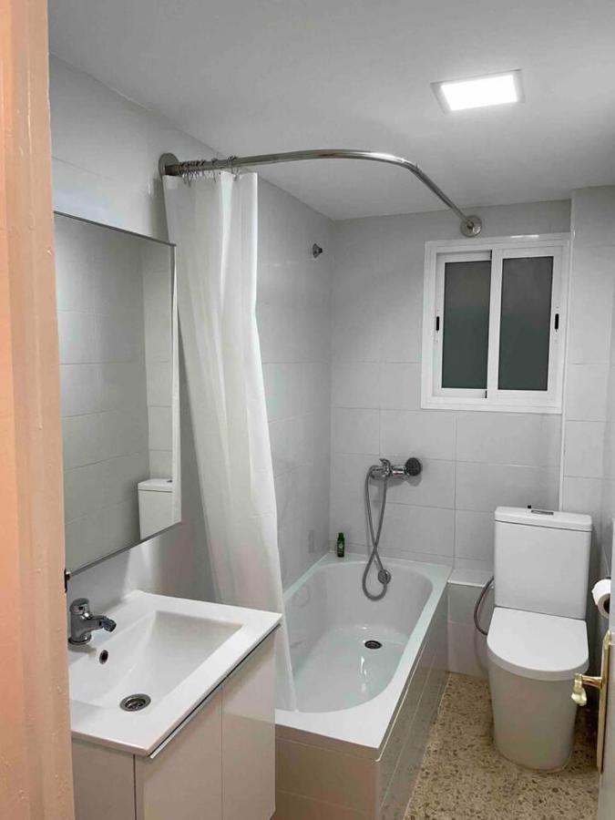 Renovated And Newly Furnished 3 Bedroom Apartment サン・フェルナンド エクステリア 写真
