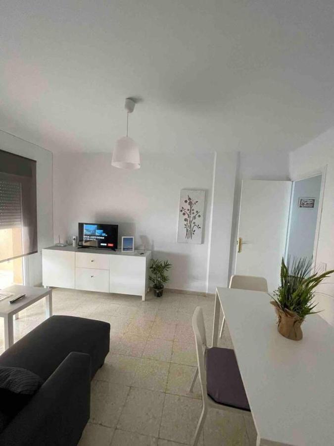 Renovated And Newly Furnished 3 Bedroom Apartment サン・フェルナンド エクステリア 写真